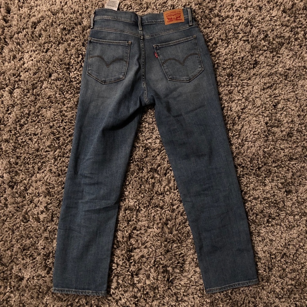 LEVIS 724 HIGH RISE STRAIGHT CUT HIGH WAIST JEANS - Picture 7 of 8